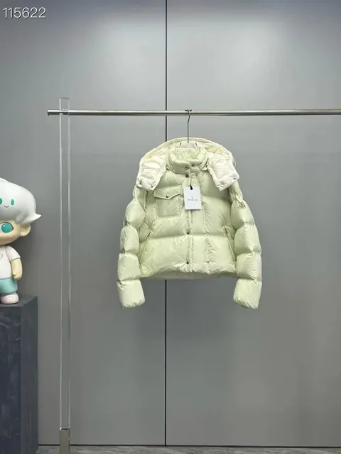 Moncler Down Jacket Puffer with Detachable Hood