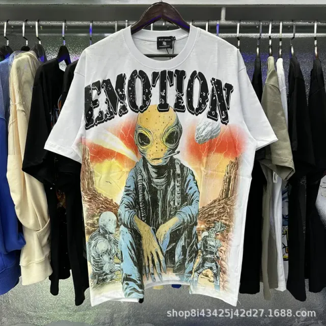 Mixed Emotion Graphic Tee Alien Emotion Print