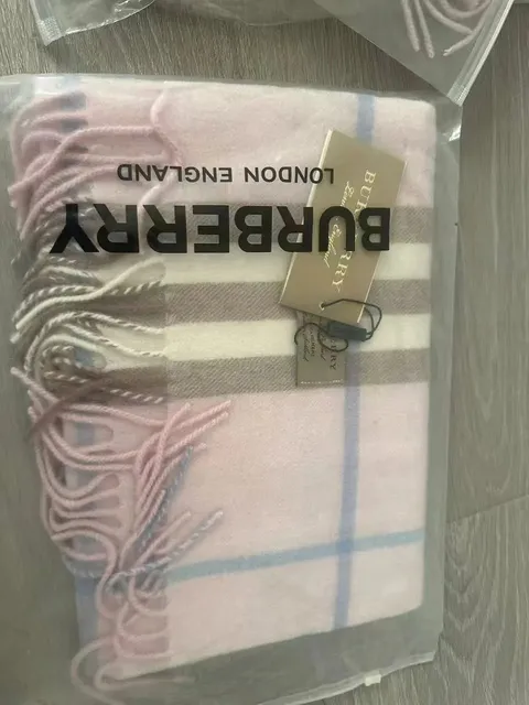 粉色不带刺绣羊毛版彩格