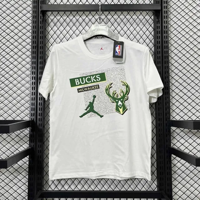 Jordan Milwaukee Bucks T-Shirt Jumpman Logo Graphic