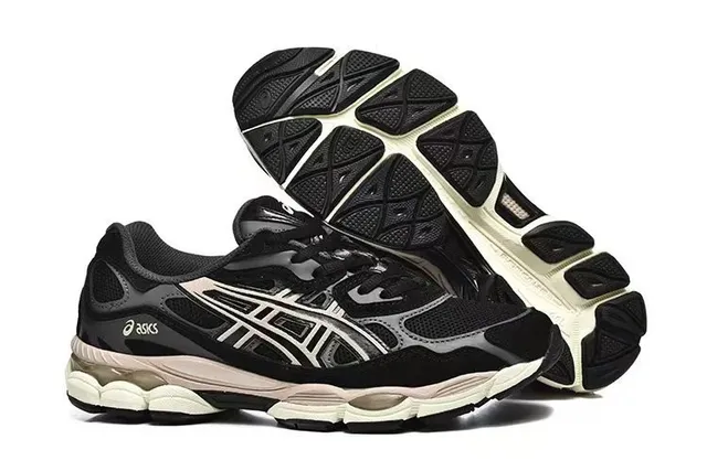 Asics Gel-Kayano 14 Black/White/Beige