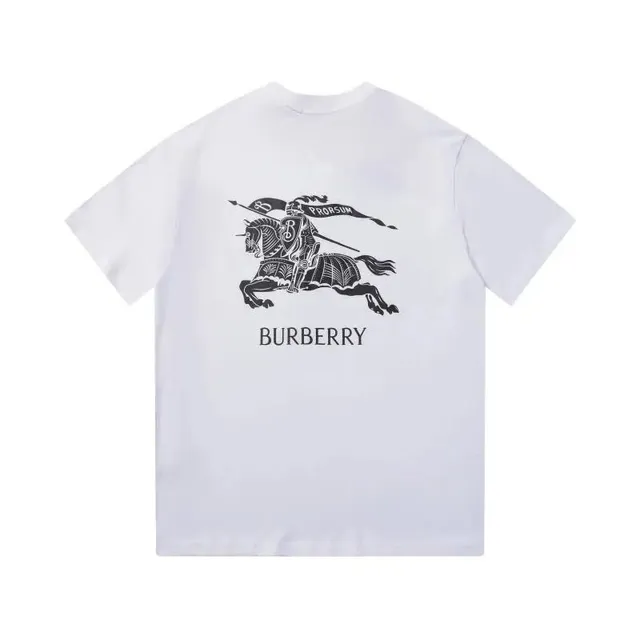 Burberry Equestrian Knight Tee Black Print