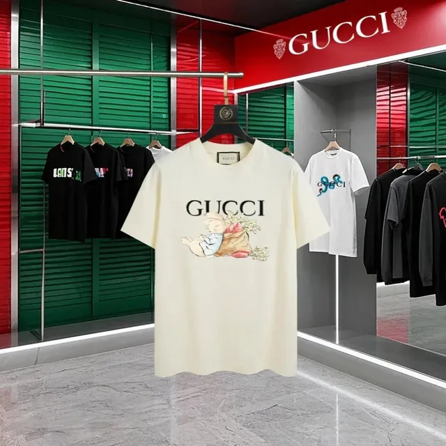 Gucci Graphic T-Shirt Rabbit Print