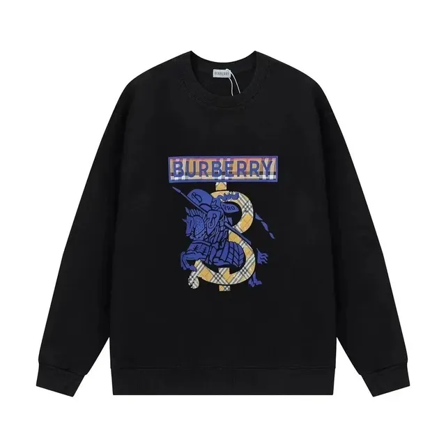 Burberry Graphic Sweatshirt Equestrian Knight Print