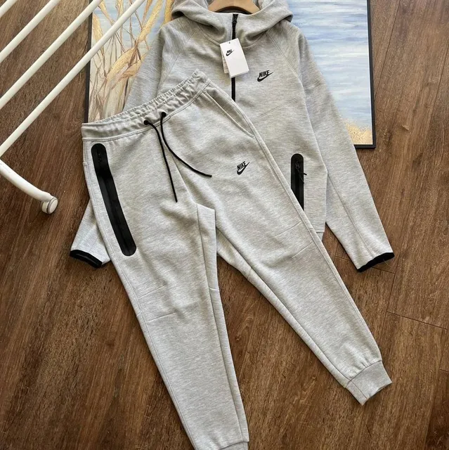 灰色 276660