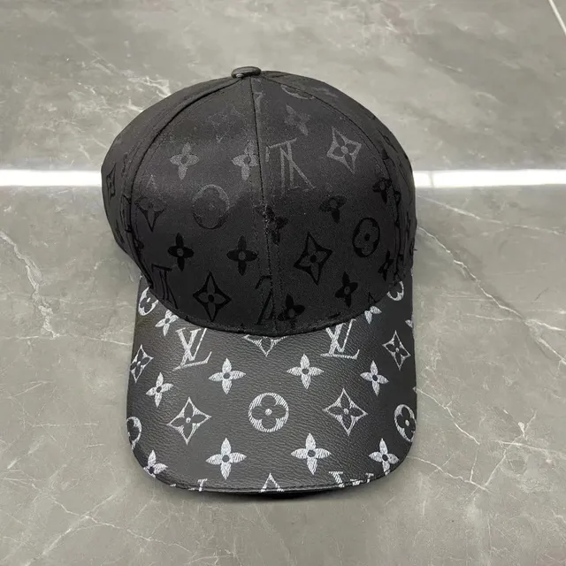 Louis Vuitton Baseball Cap Monogram Print