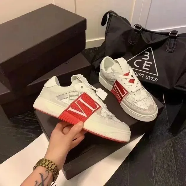 Valentino Rockstud Runner VLogo Strap