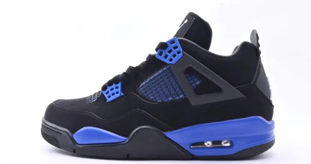 Air Jordan 4 Thunder