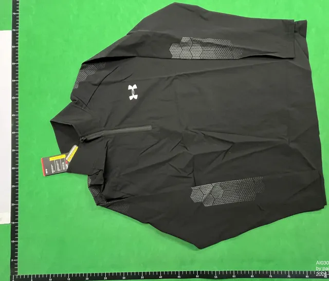 Under Armour Windbreaker Jacket Hex Mesh Panel