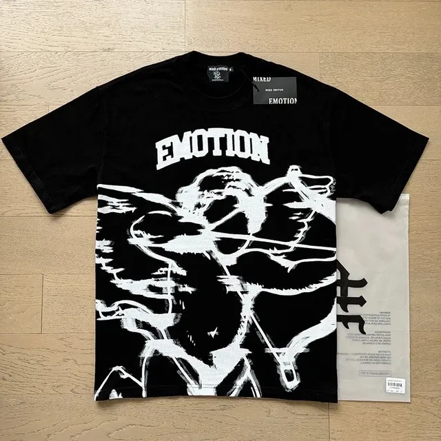 Broken Planet Graphic Tee Emotion Print