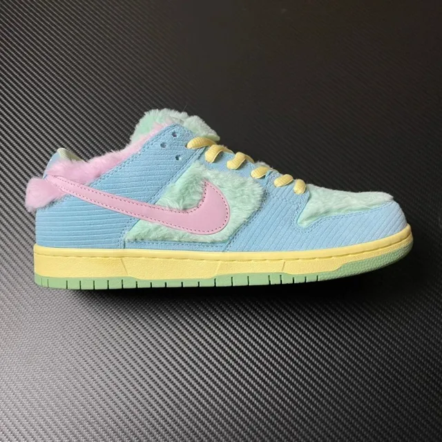 Nike Dunk Low Pastel Furry
