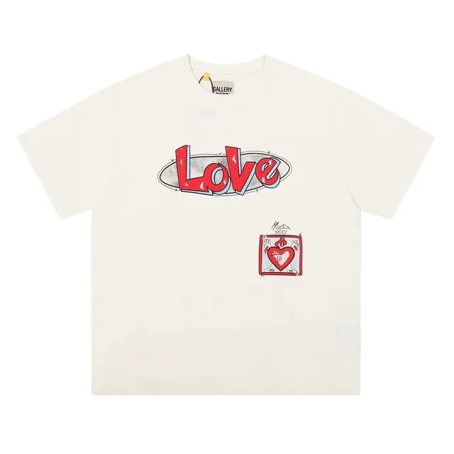 Gallery Dept. Love Graphic Tee Red Heart Print