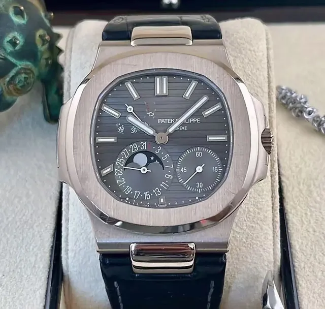 Patek Philippe Nautilus Moonphase Chronograph
