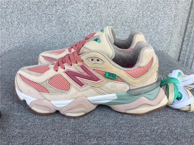 New Balance 9060 Desert Sand