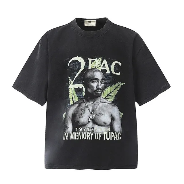 Graphic T-Shirt In Memory of Tupac