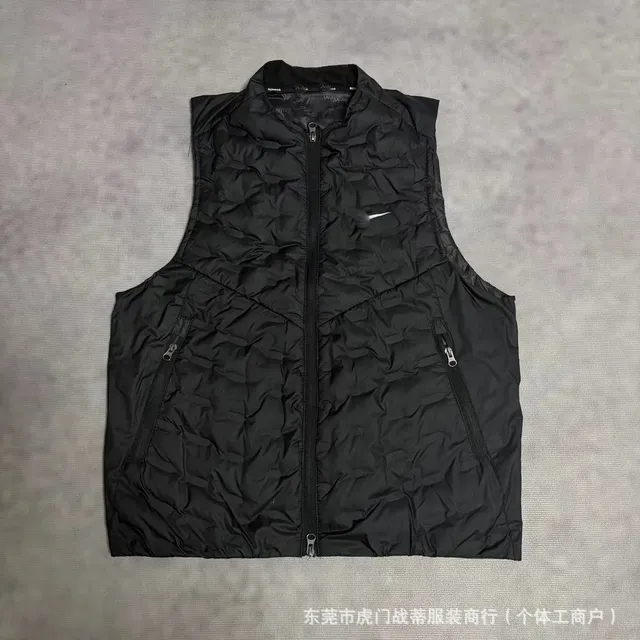 113 vest black