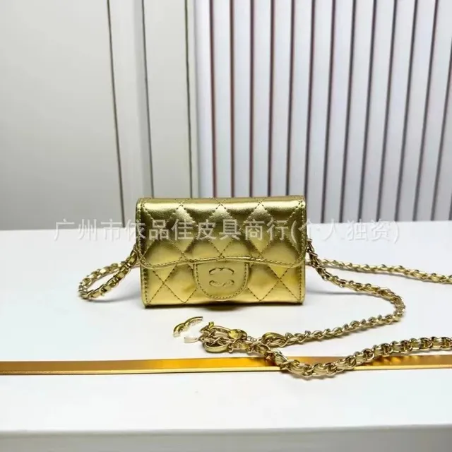 Chanel-羊皮金金扣