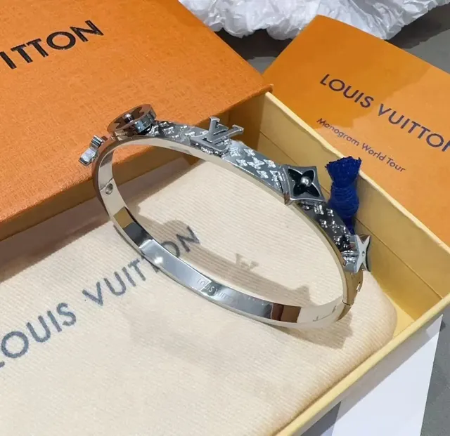 Louis Vuitton Monogram World Tour Bangle