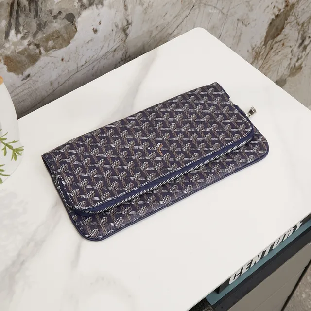 Goyard Saint Louis Clutch Monogram Canvas
