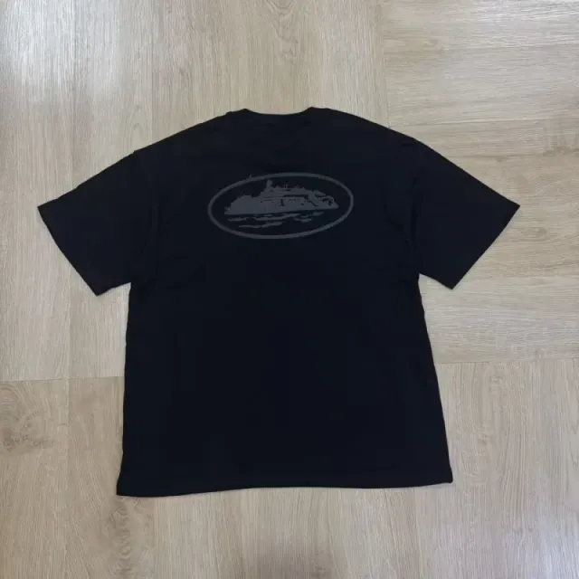 558-8 black print black