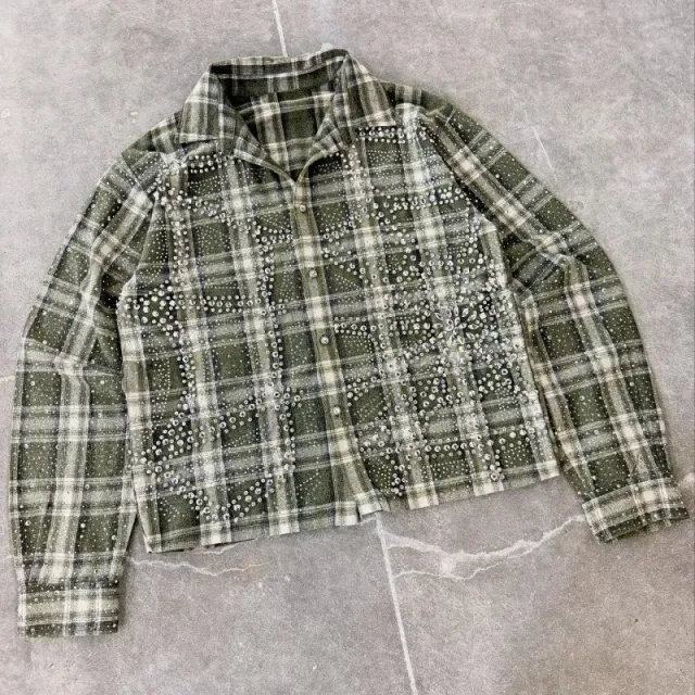 XHcLowyjP-绿色