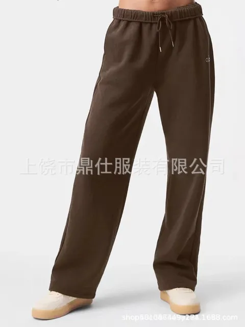 咖啡色