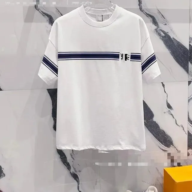 B05白色