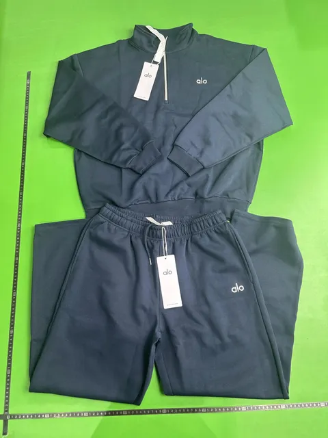 Alo Yoga Quarter-Zip Set Navy