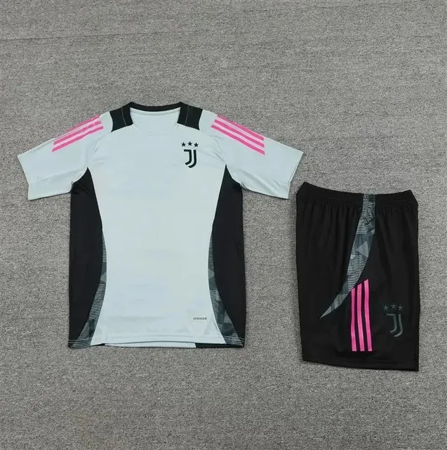 Adidas Juventus Training Kit White/Black/Pink