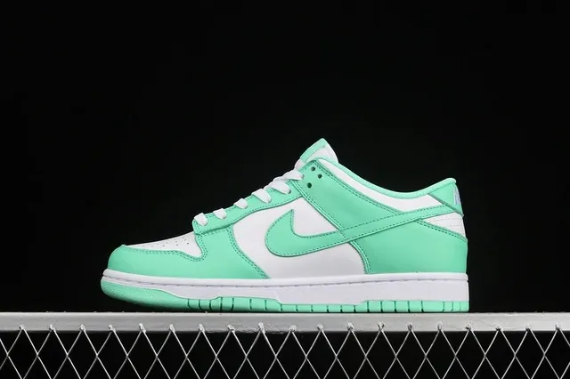 Nike Dunk Low Mint Green
