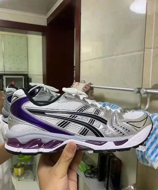 1201A056-111 白紫