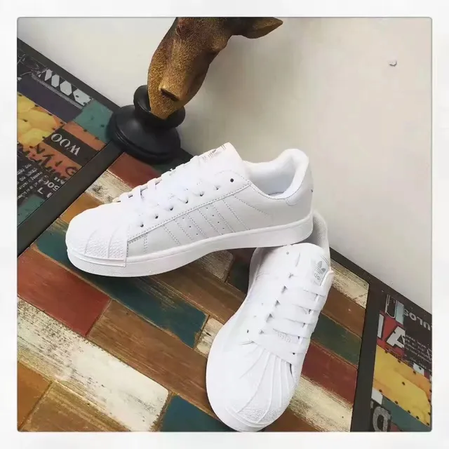纯白