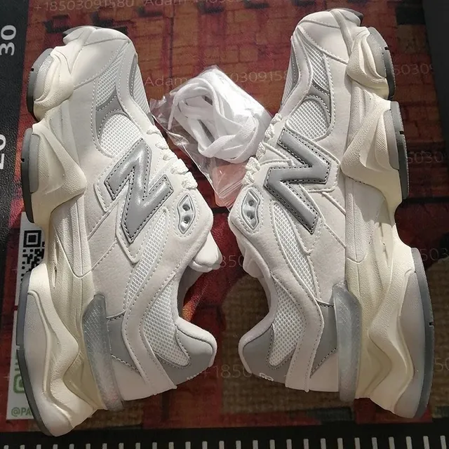New Balance 2002R White Grey
