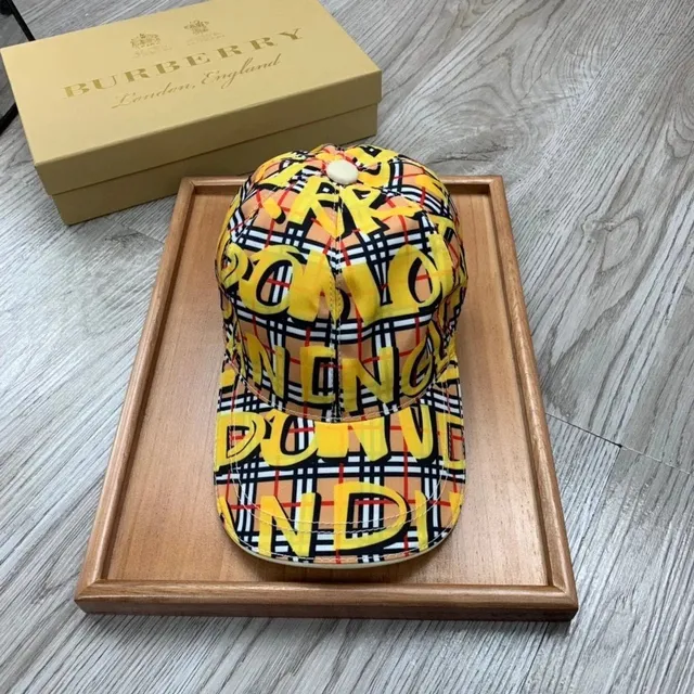 Burberry Baseball Cap Graffiti Check Print
