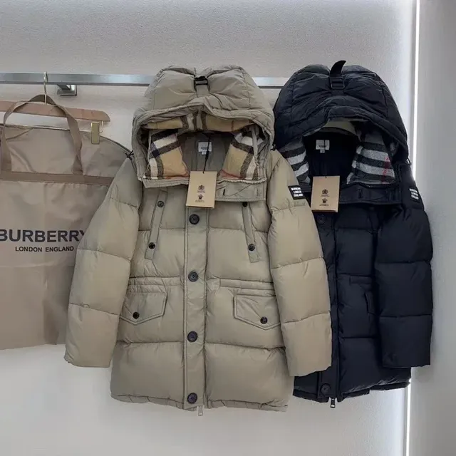 Burberry热门款 卡其色 白鸭绒
