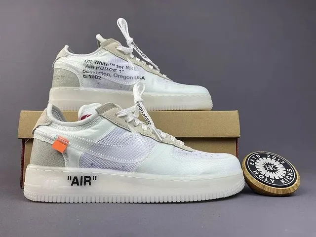 Nike × Off-White Air Force 1 Low