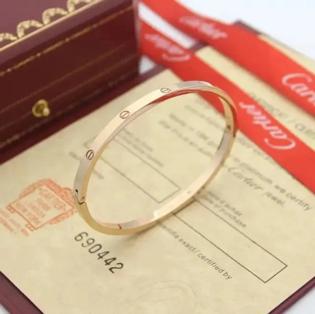 Cartier Juste Un Clou Bracelet Small Model