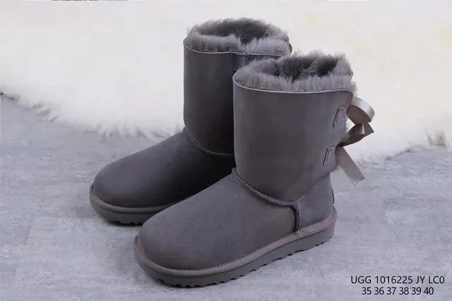 UGG Classic Short II Grey with Bow