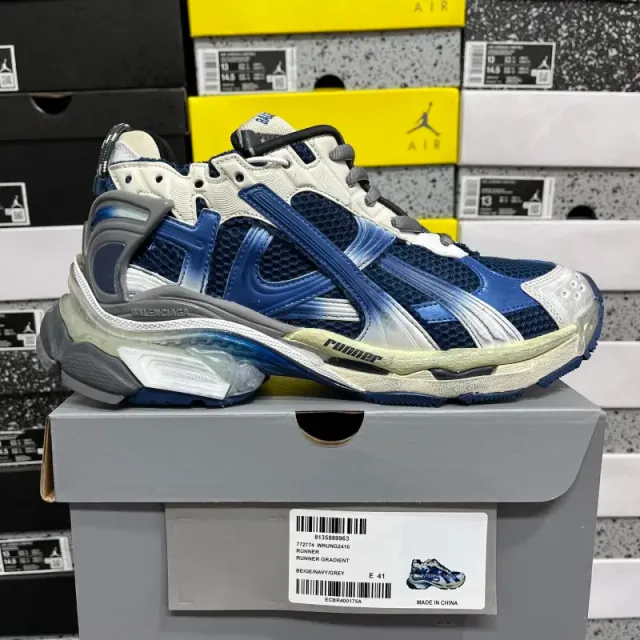 Balenciaga Speed Trainer Runner Gradient