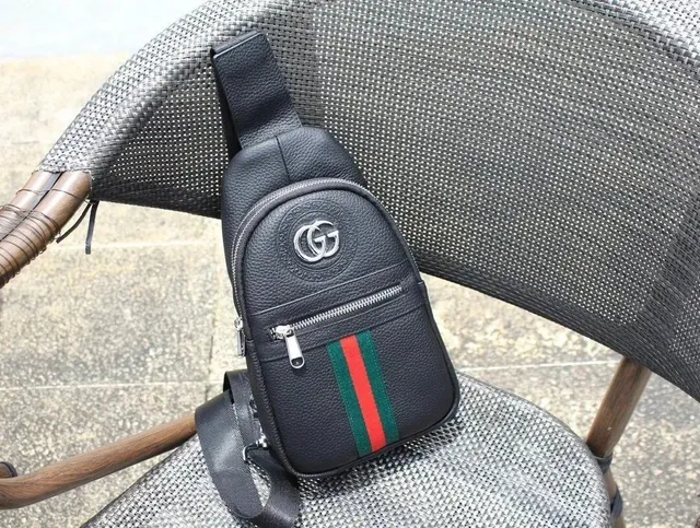 Gucci Webster Belt Bag Green Red Web Stripe
