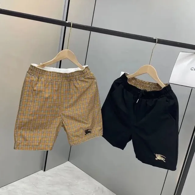 Burberry Check Shorts Vintage Check / Logo Embroidery