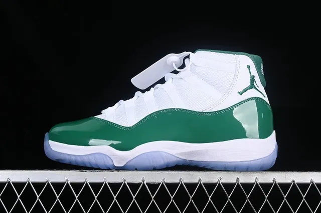 Air Jordan 11