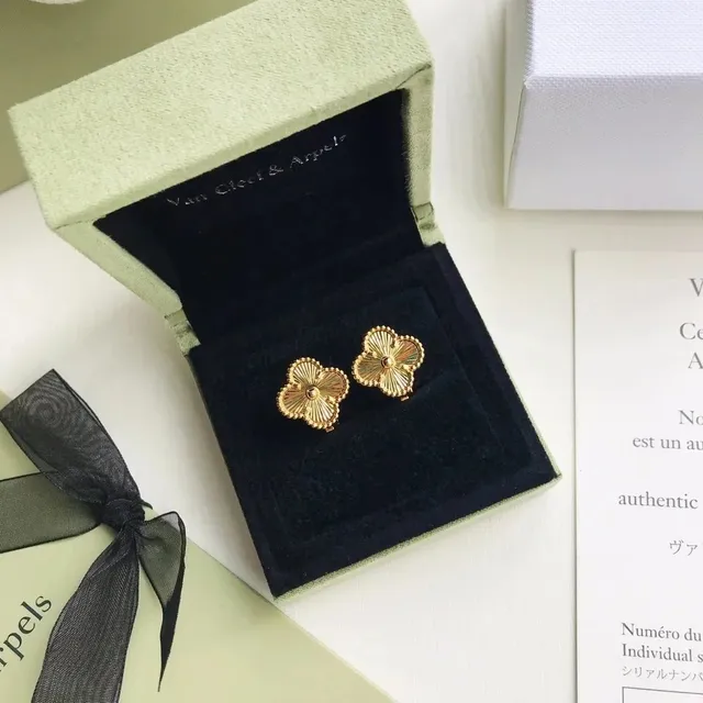 Van Cleef & Arpels Alhambra Earrings Four-Leaf Clover