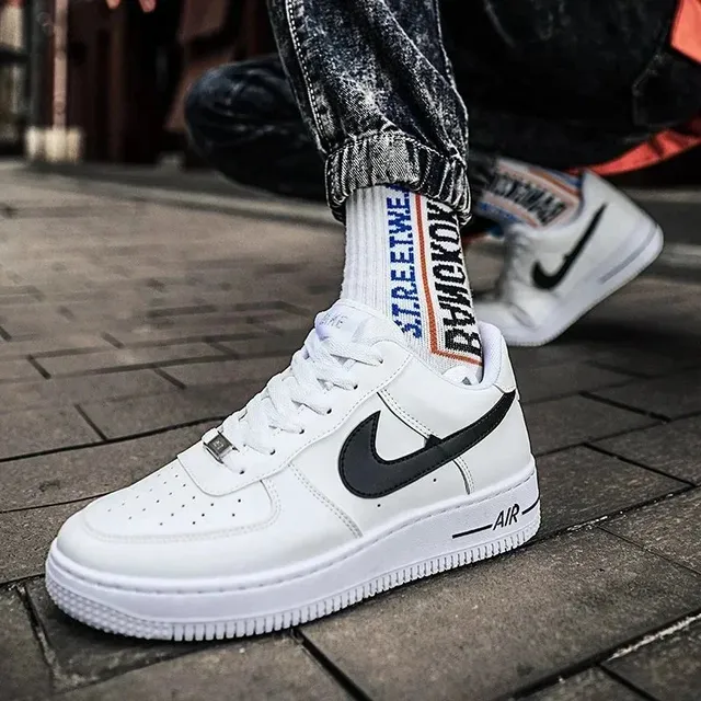 Nike Air Force 1 Low