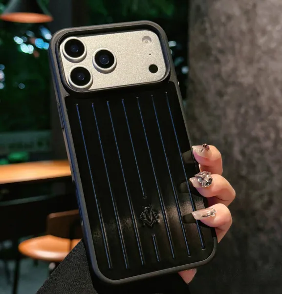 Classic Black - With Packaging