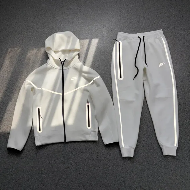 Nike Tech Fleece Hoodie and Joggers Light Grey/White