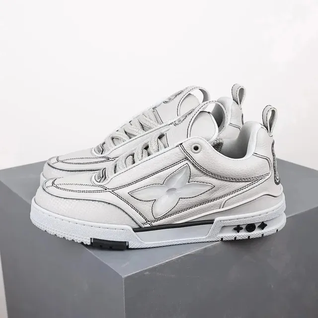 Louis Vuitton LV Trainer Monogram Flower