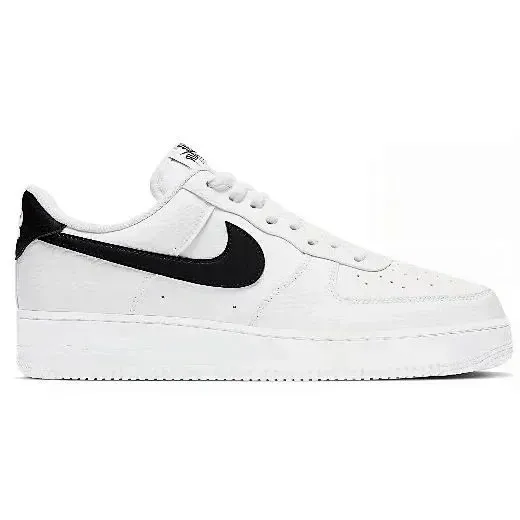 Nike Air Force 1 Low Triple Black Swoosh