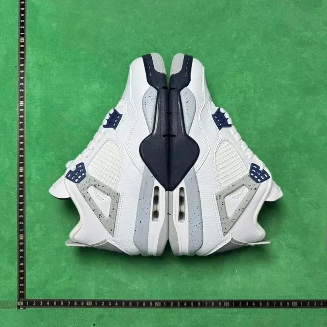 Air Jordan 4 Craft