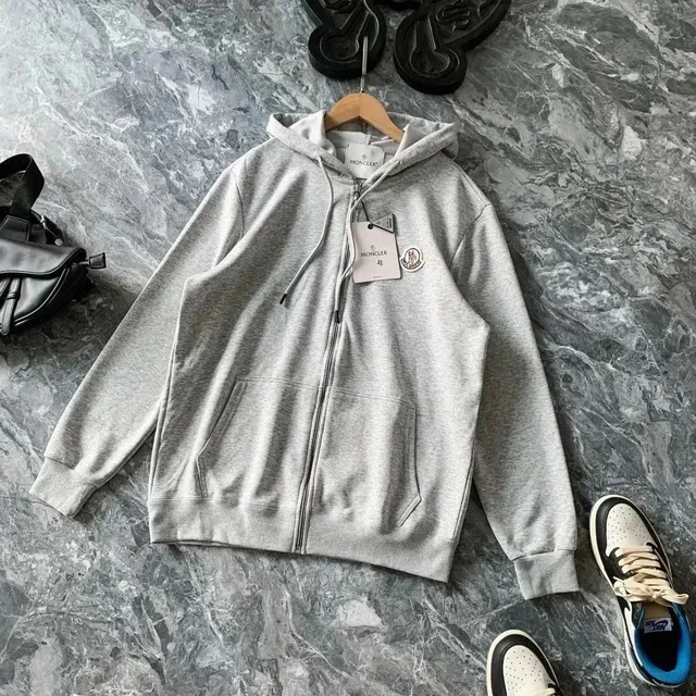 Moncler Zip-Up Hoodie Classic Logo